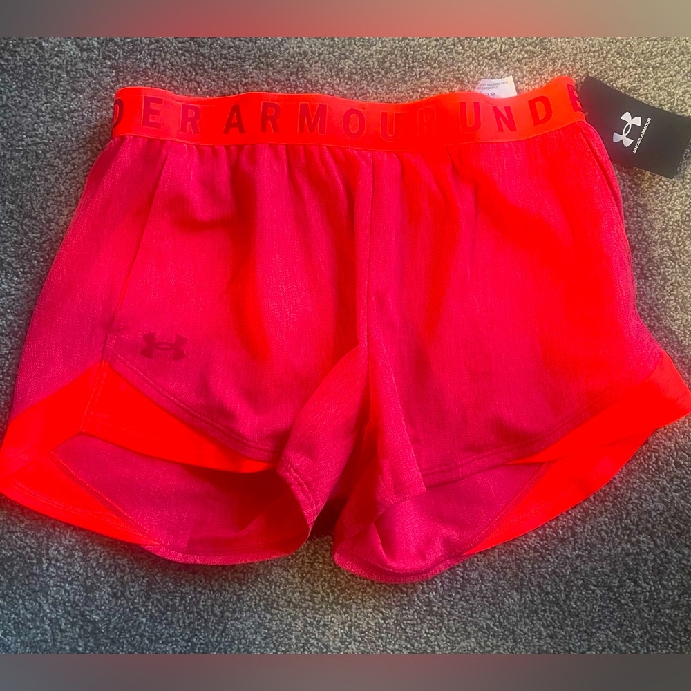 NWT Under Armour Small Women’s Shorts